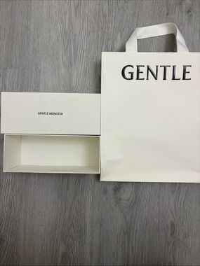 GENTLE MONSTER Cream Branded Bag and Box Set
